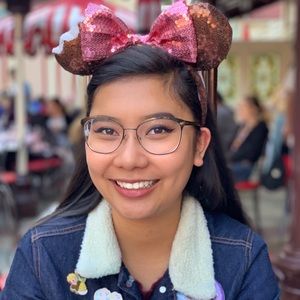 Meet your Posher, Elizabeth